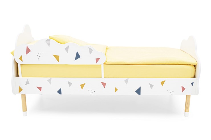 Кровать в детскую Stumpa Облако "Треугольники желтый, синий, розовый" в Петрозаводске - изображение 1