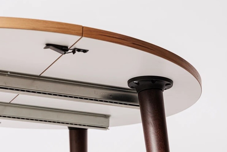 Обеденный круглый раздвижной стол Шпон Ореха д. 90 см МДФ ножки вишня в Петрозаводске - изображение 3