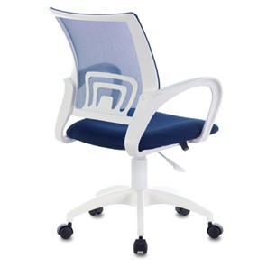 Компьютерное кресло Brabix Fly MG-396W (с подлокотниками, пластик белый, сетка, темно-синее) 532399 в Петрозаводске - предосмотр 2
