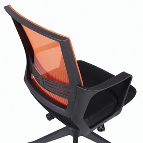 Офисное кресло Brabix Balance MG-320 (с подлокотниками, комбинированное черное/оранжевое) в Петрозаводске - предосмотр 6