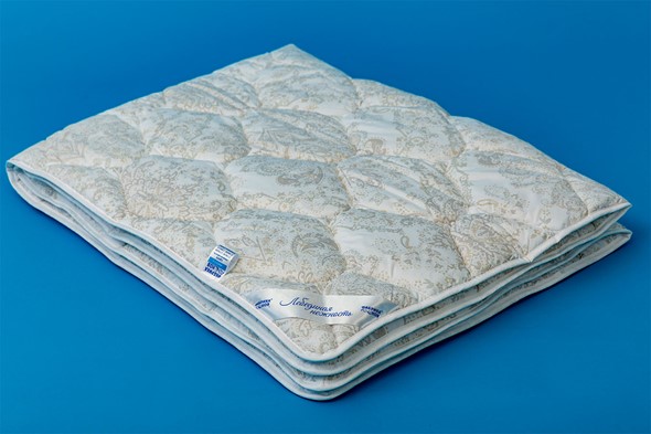 Одеяло всесезонное полутороспальное Лебединая нежность в Петрозаводске - изображение